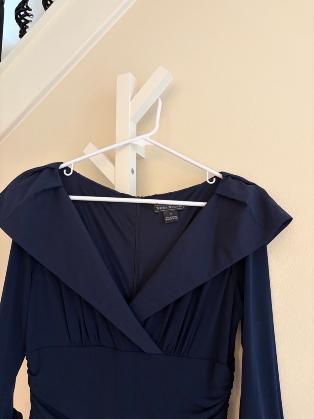 Jessica Howard Midnight Navy Long Sleeve V-Neck Ruched Dress
